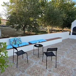 https://magnfico-chalet-con-piscina-y-exterior-muy-amplio.es-andalucia.com